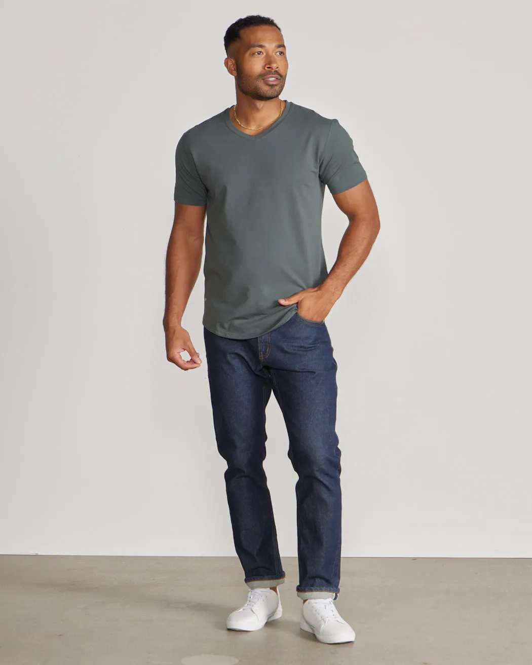 Drop-Cut V-Neck: LUX <!-- Size XL -->