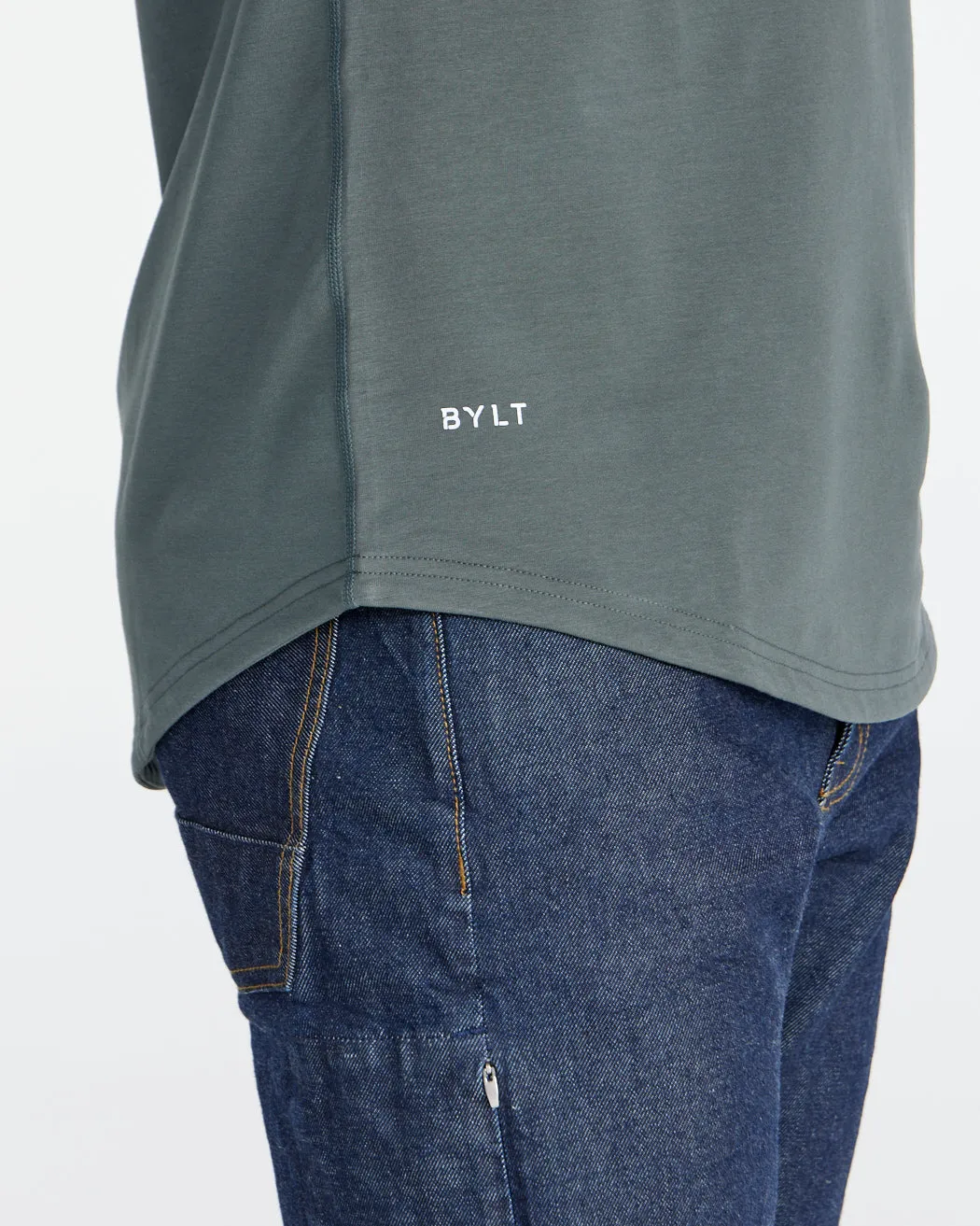 Drop-Cut V-Neck: LUX <!-- Size XL -->