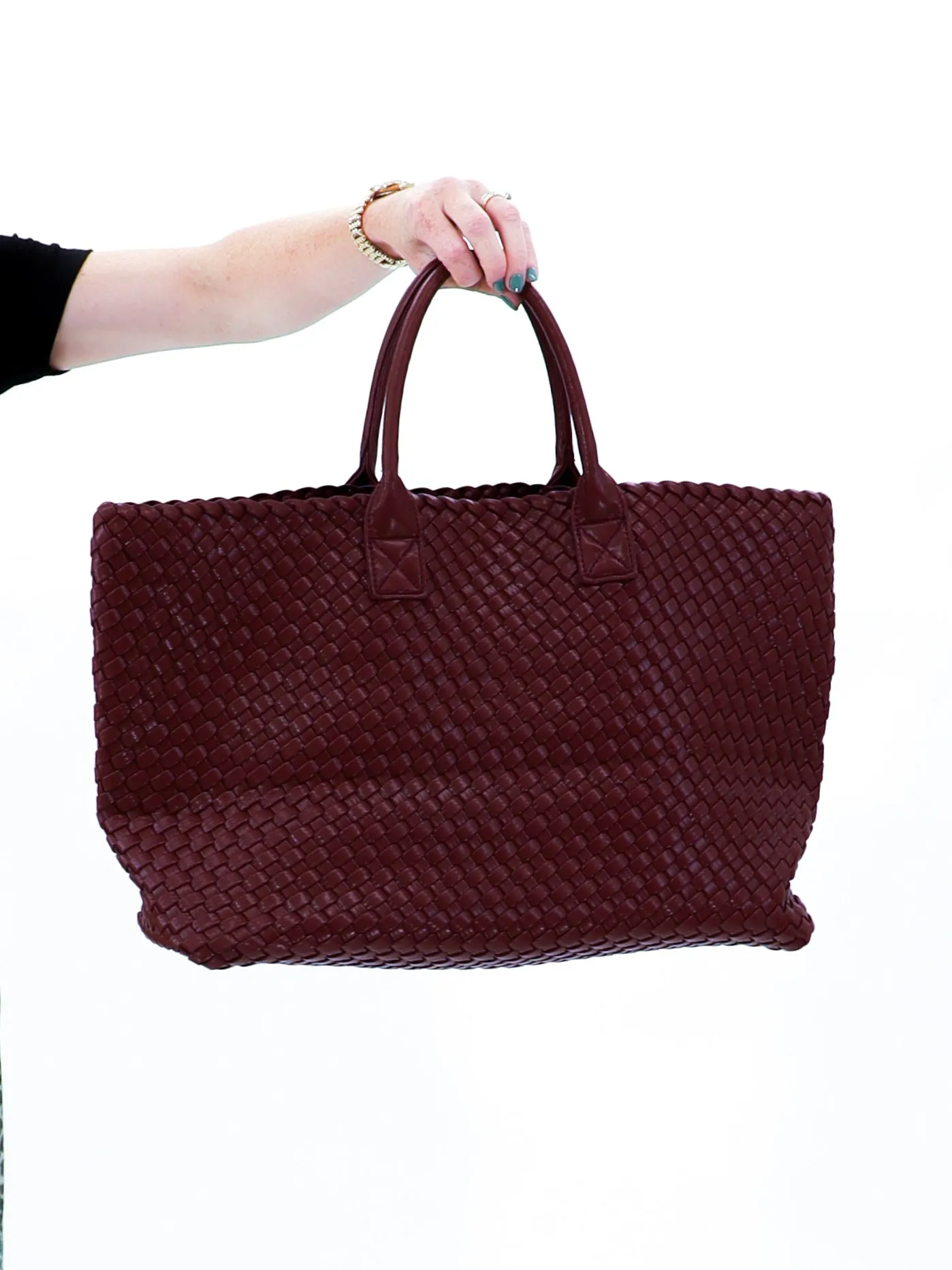 Elton Tote