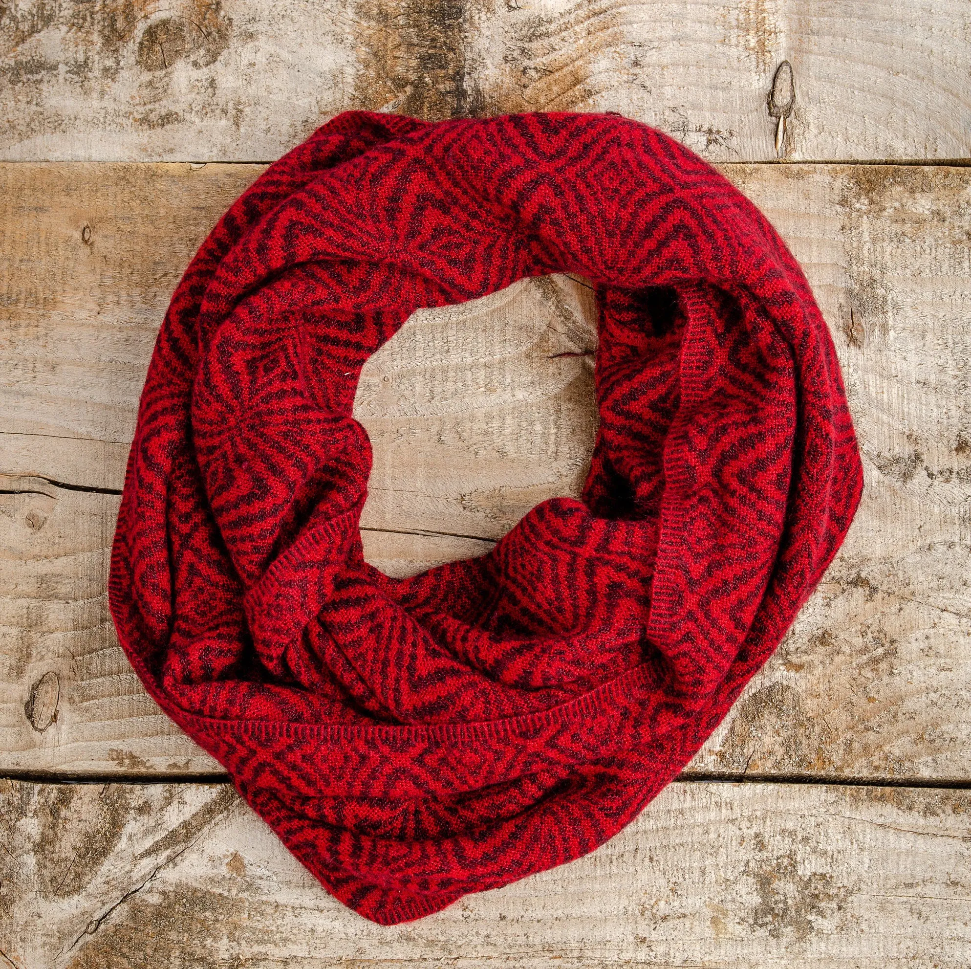 Infinity Loop Wool Knit Boho Scarf (White & Grey)