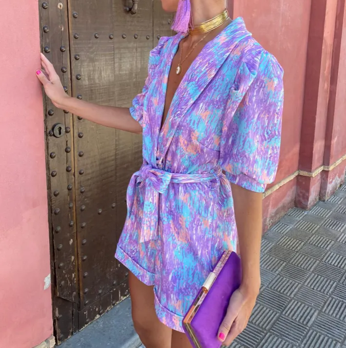 Leonora-Overall