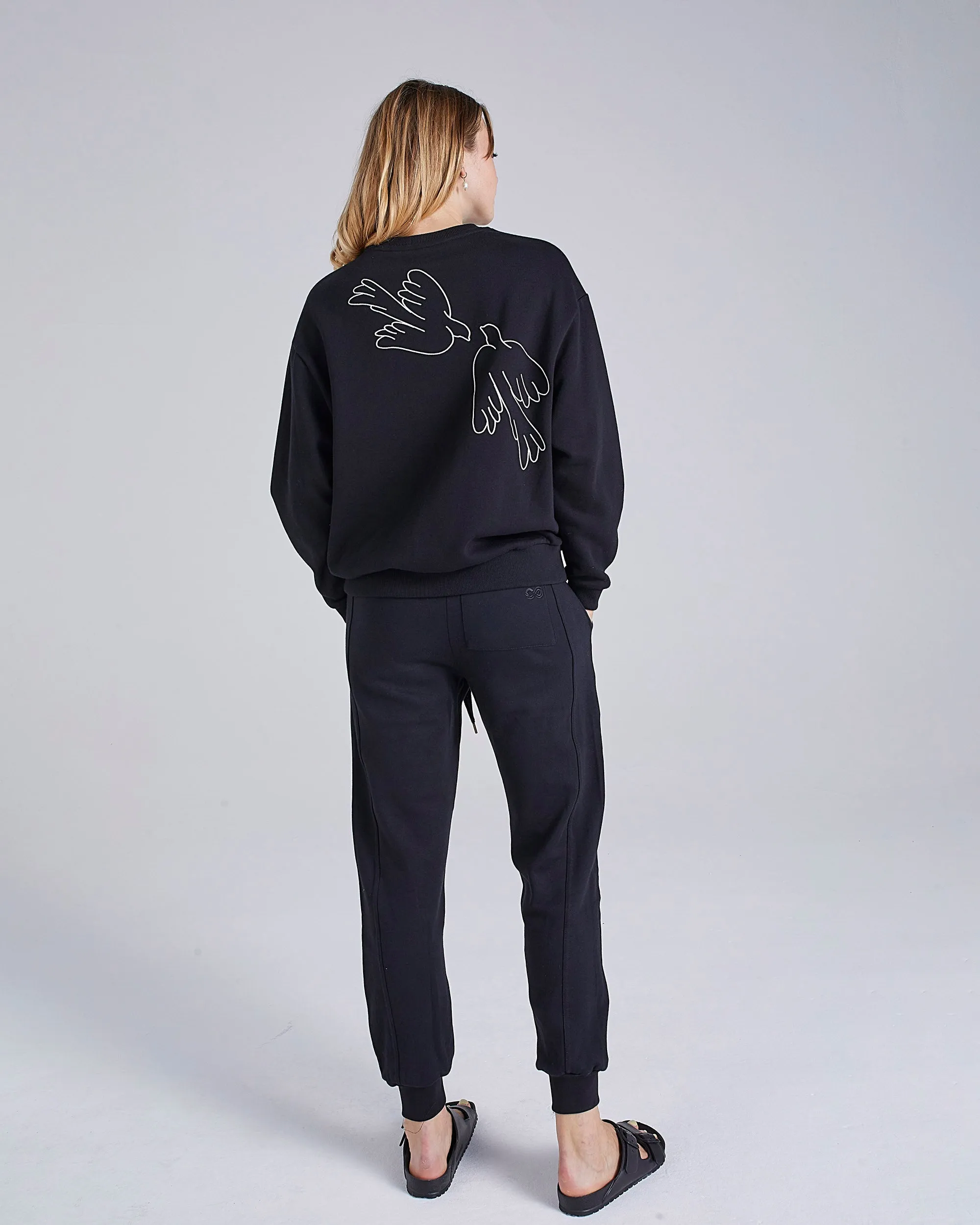 Love Doves Embroidered Sweatshirt