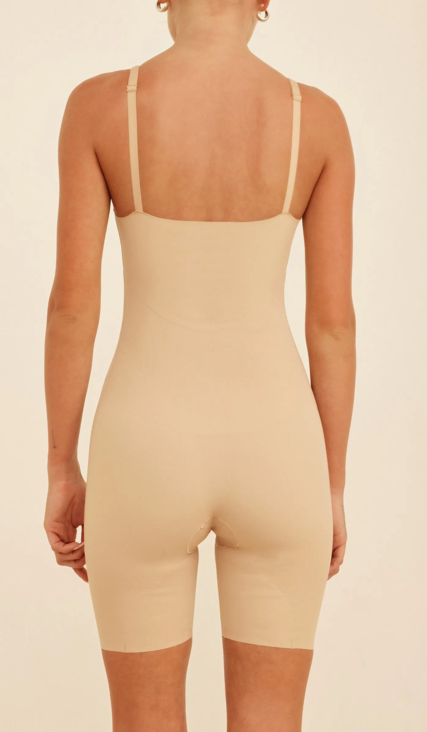 SCULPTING THIN-STRAP OVERALL - POWDER