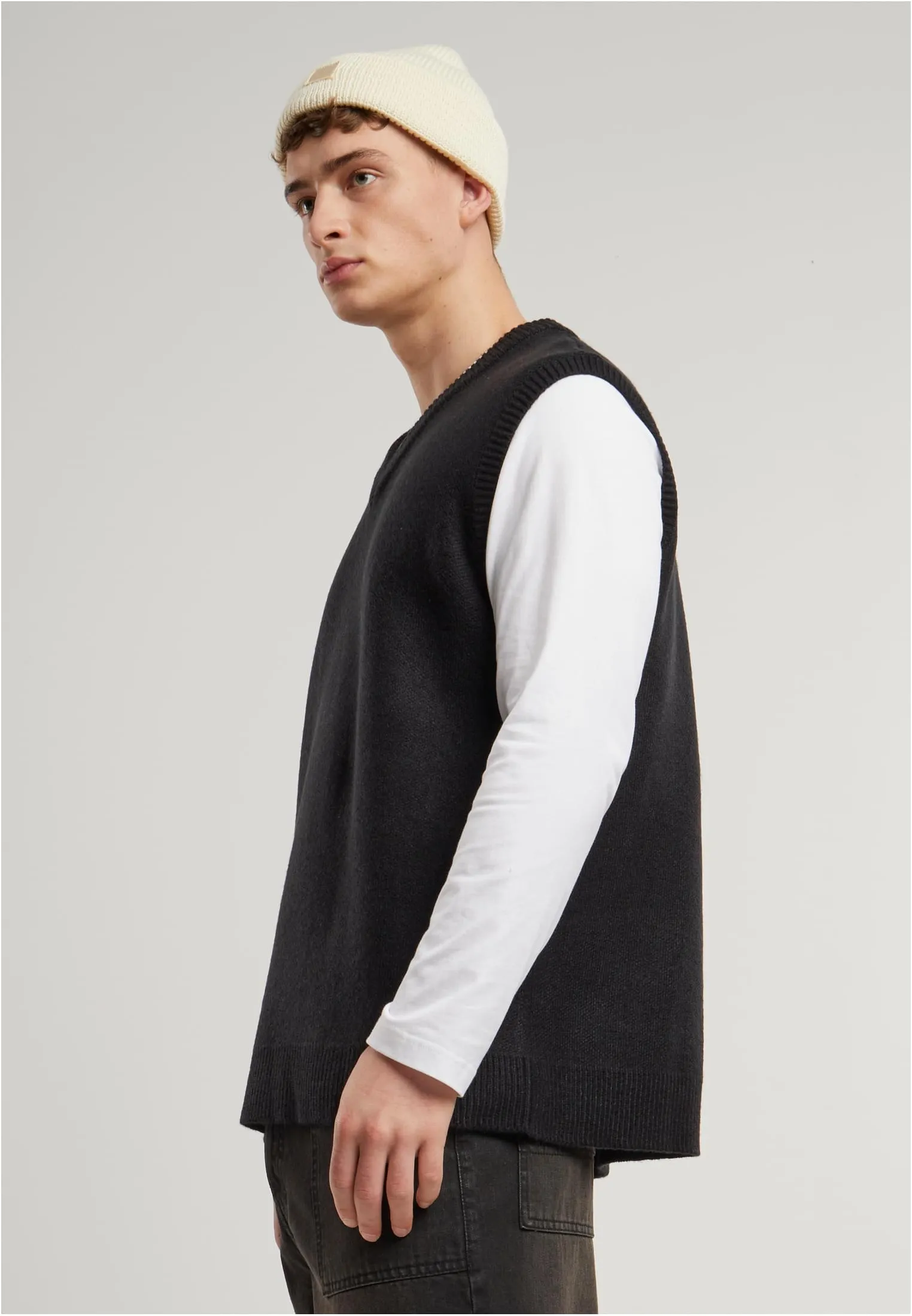 UC Knitted Vest