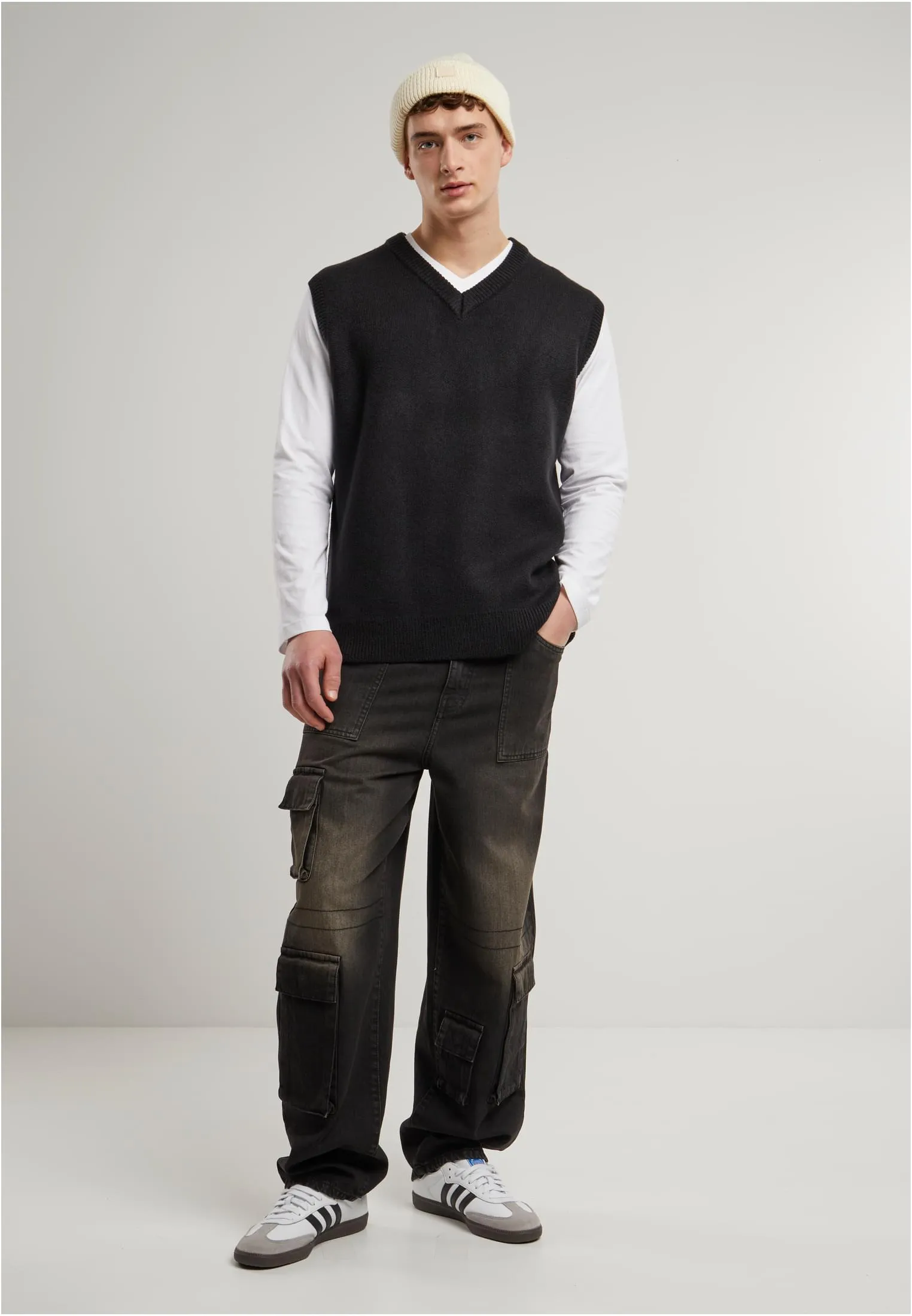 UC Knitted Vest