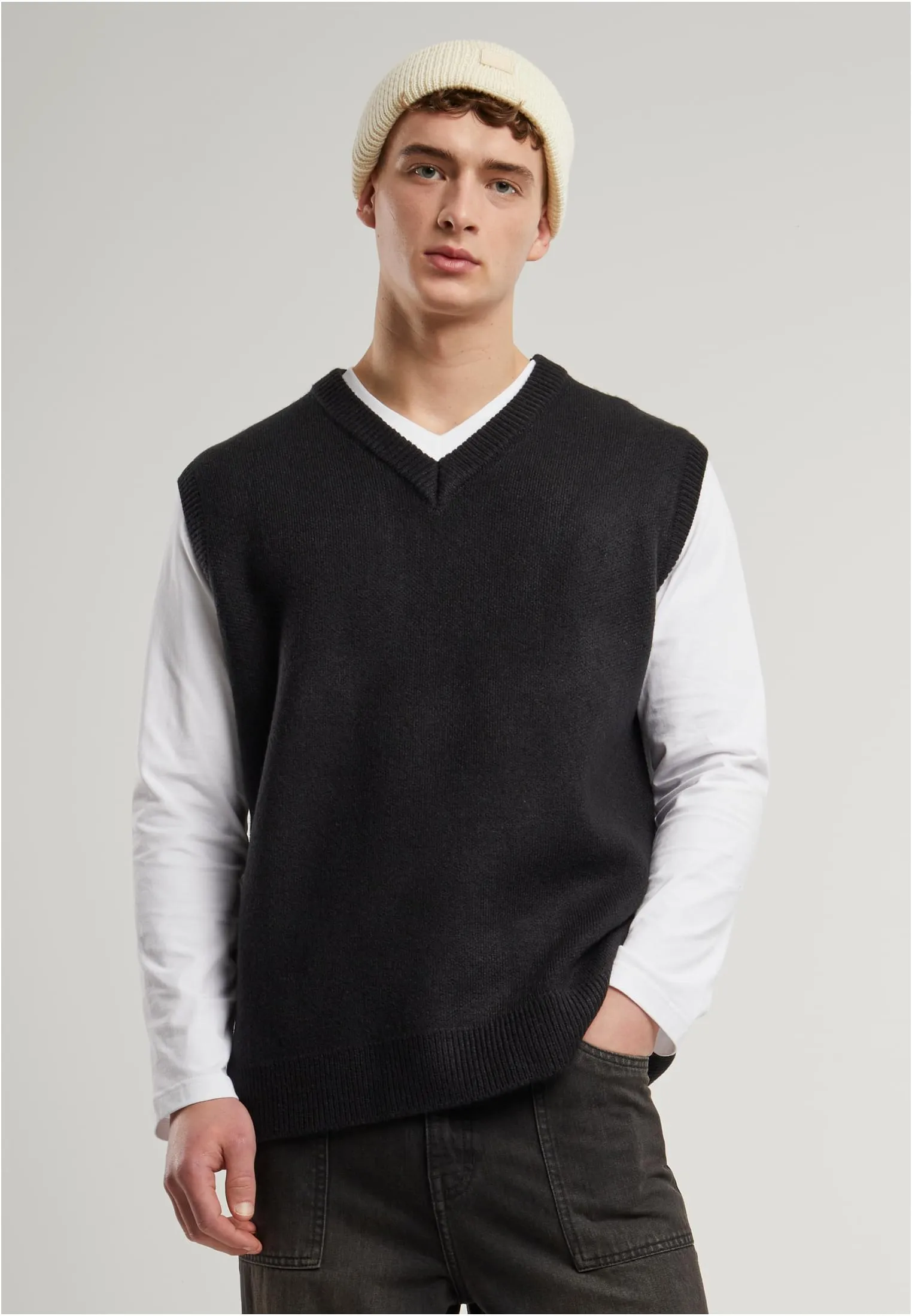 UC Knitted Vest